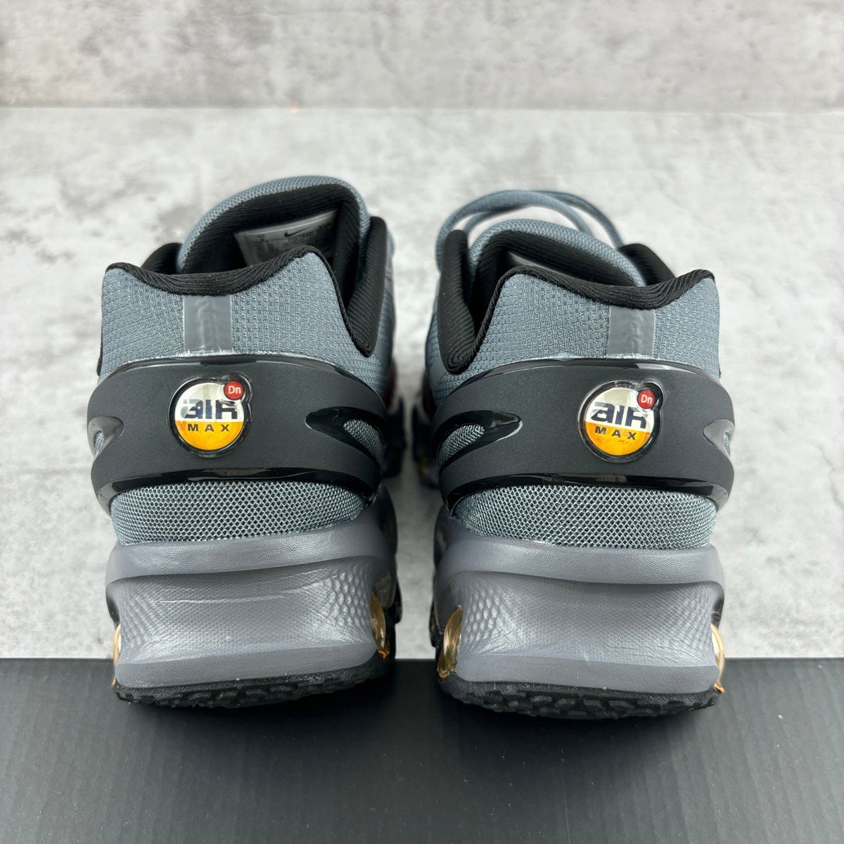 Nike Air Max DN8 Grey Orange Lava