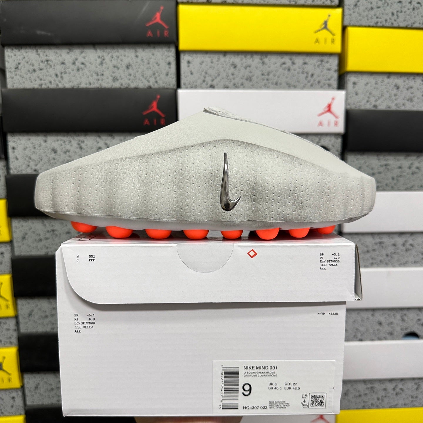 Nike Mind 001 Slide LT Smoke Grey Chrome