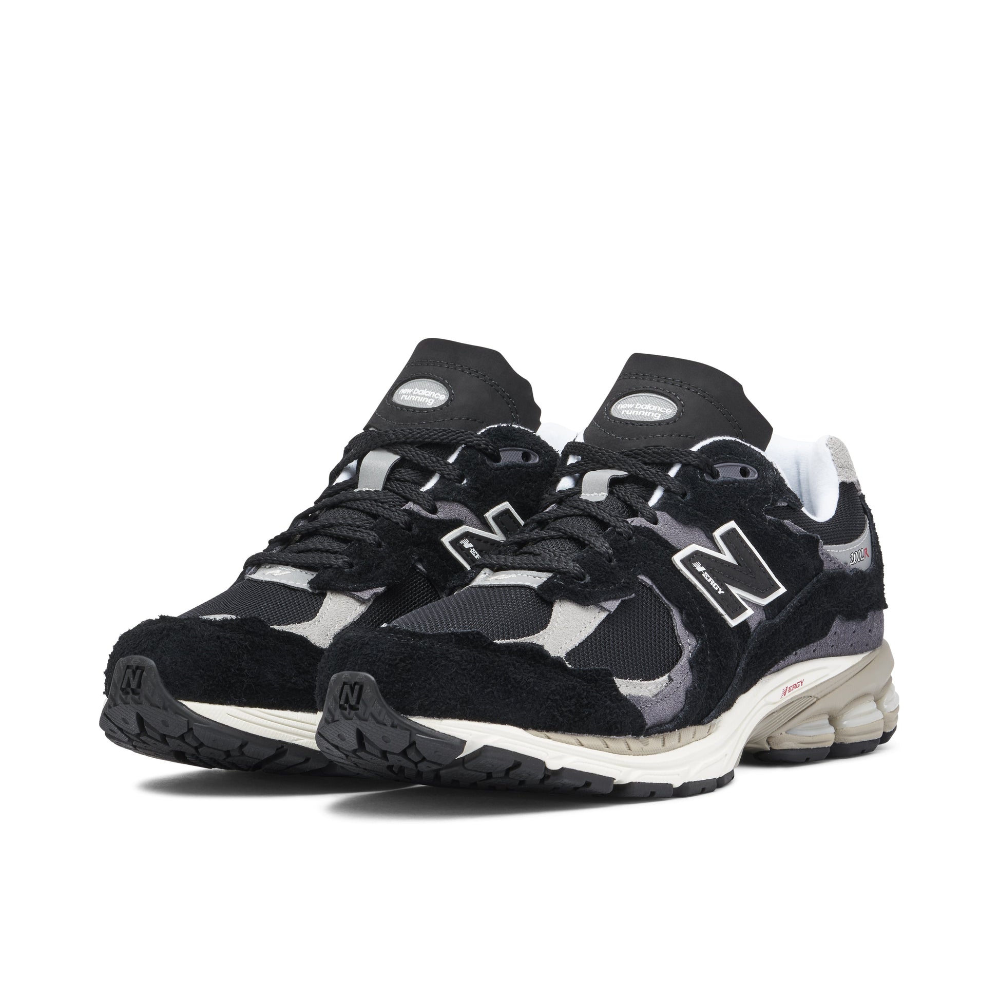 New Balance 2002R Protection Pack Black/Grey